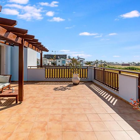 Villa Rosedale By Ezoria Villas Agia Napa Buitenkant foto