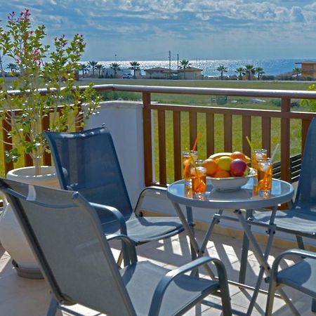 Villa Rosedale By Ezoria Villas Agia Napa Buitenkant foto