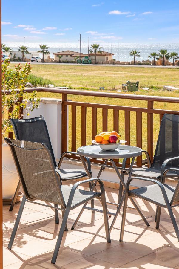 Villa Rosedale By Ezoria Villas Agia Napa Buitenkant foto